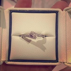 Ever us 1/2 carat 14k white gold ring